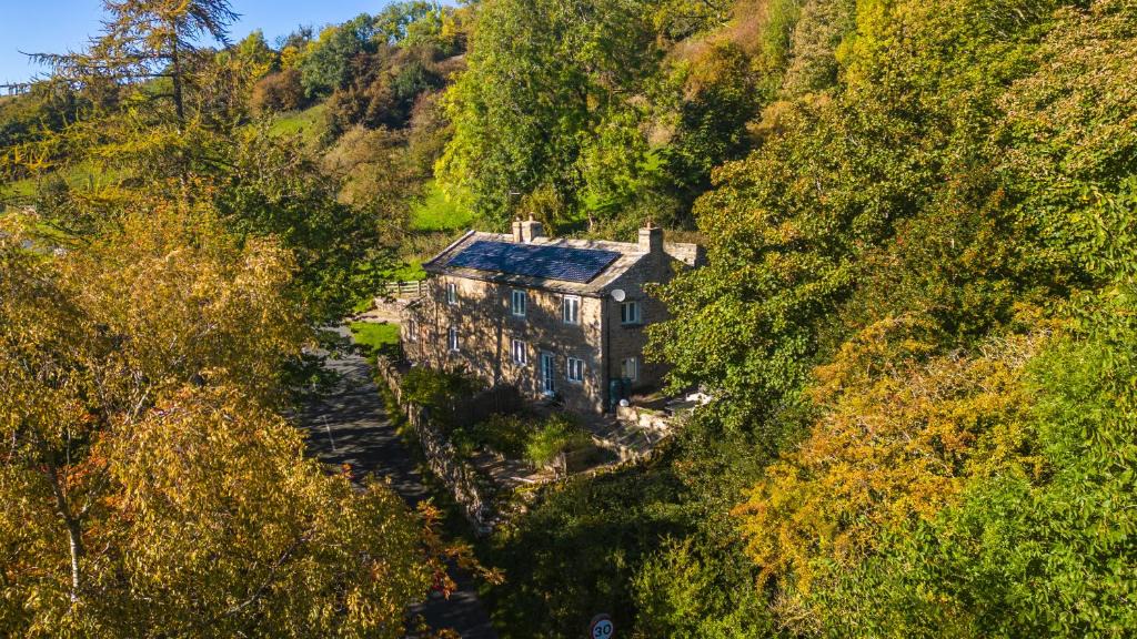Feetham House | Peep-O-Day-The Stylish Dale View