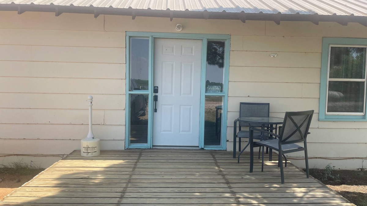 Silver House | Pelican Bay lake champion Colorado City, Texas