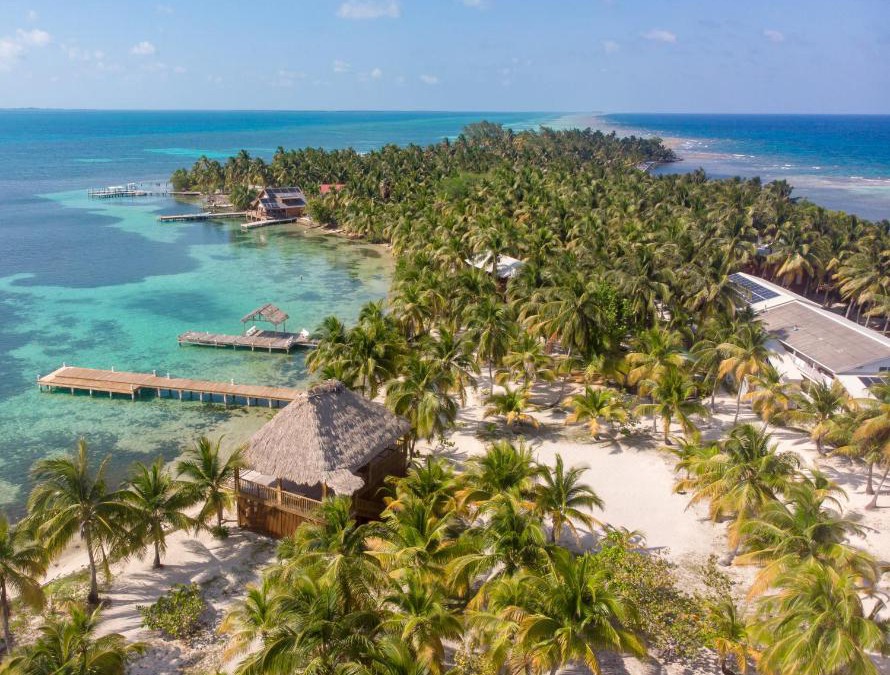 South Water Caye Hotel | Pelican Beach Resort South Water Caye