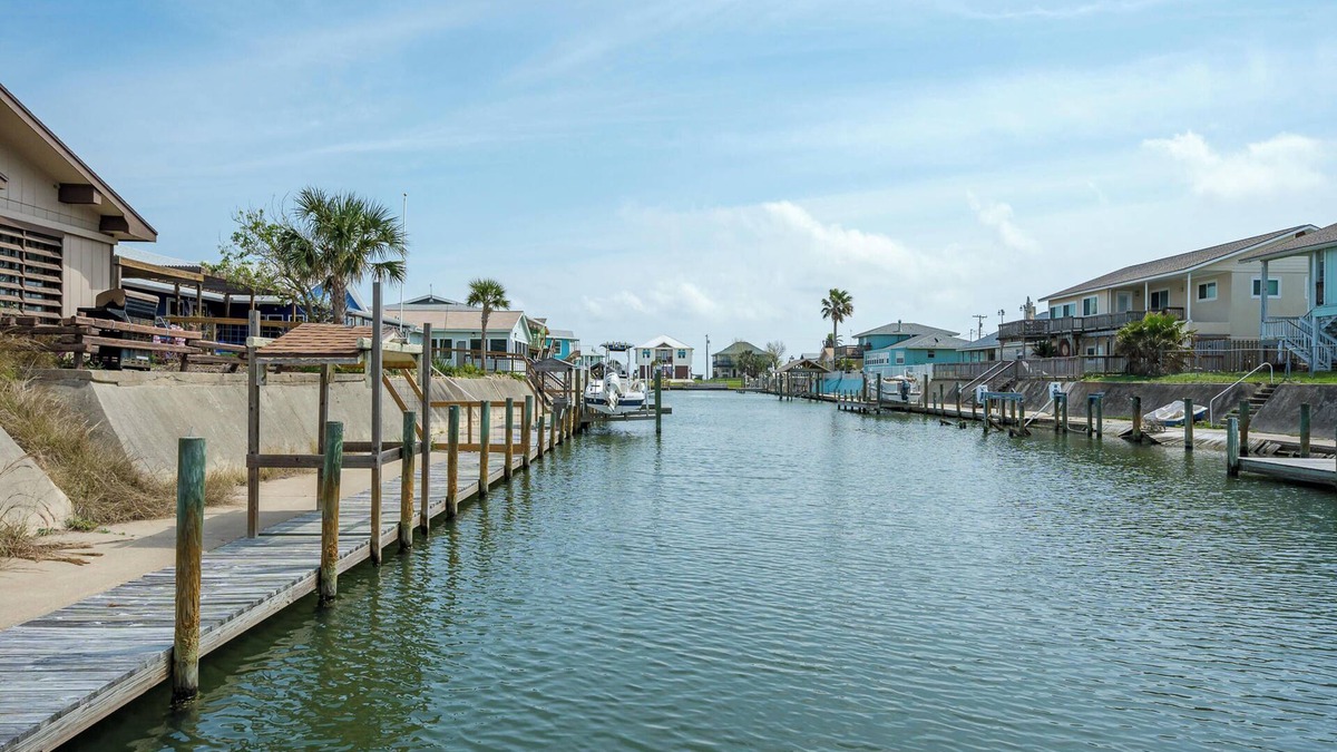 Palm Harbor Cottage | Pelican Cove