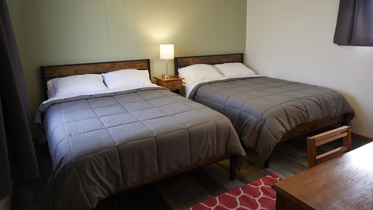 Pelican Lake Hotel | Pelican Lake Motel at the heart of Pelican Lake WI.