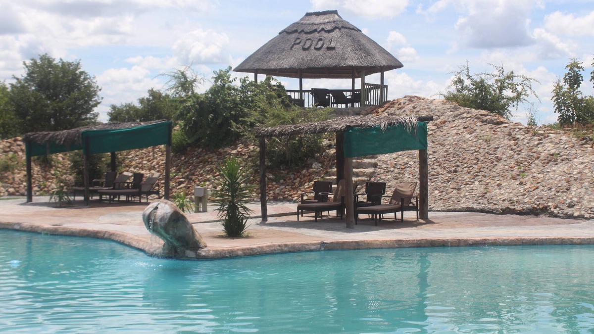 Nata Cabin | Pelican Lodge and Camping