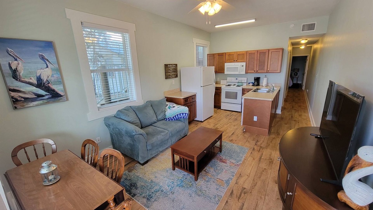 Cedar Key Condo | Pelican Point * 1st Floor * King Bed * 2 Bathrooms
