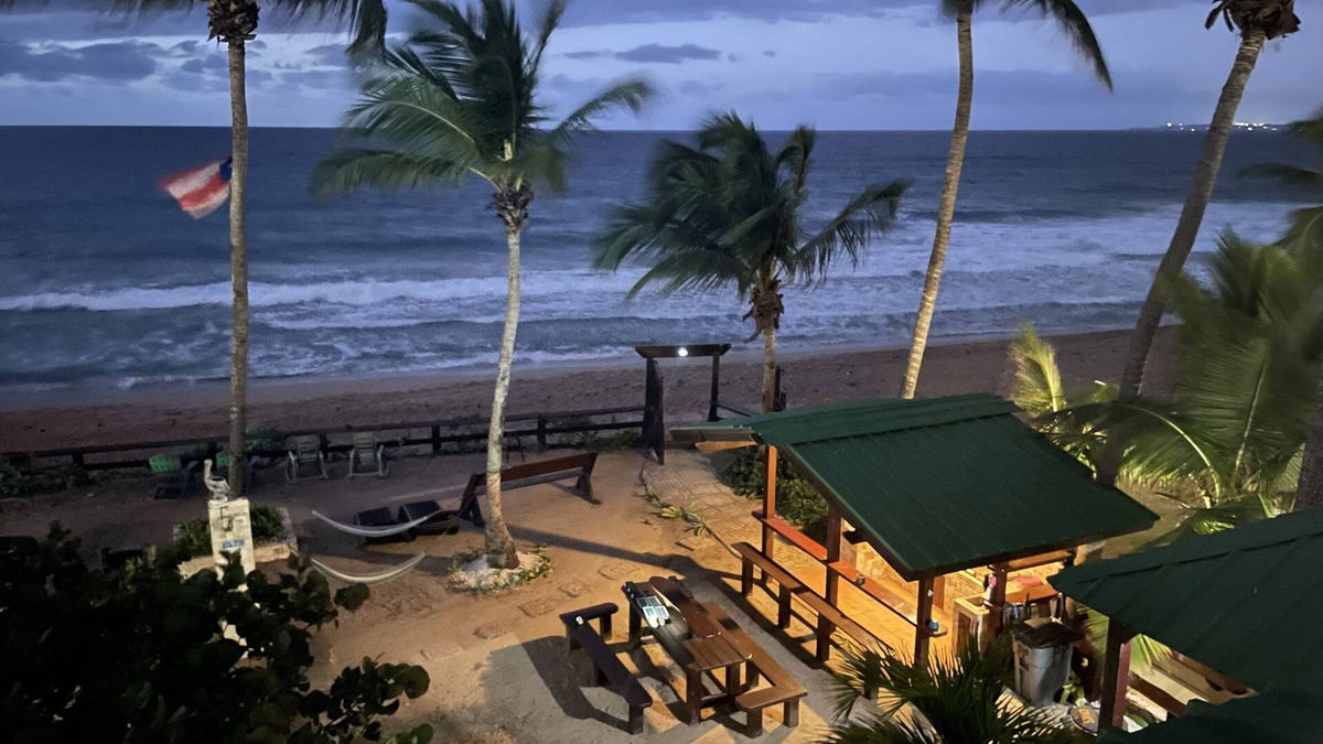 Puntas Condo | Pelican Point Beachfront Apt B on The Famous Sandy Beach, Surf & weddings