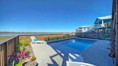 Cinnamon Shore House | Pelicans Porch by AvantStay Private Pool Views