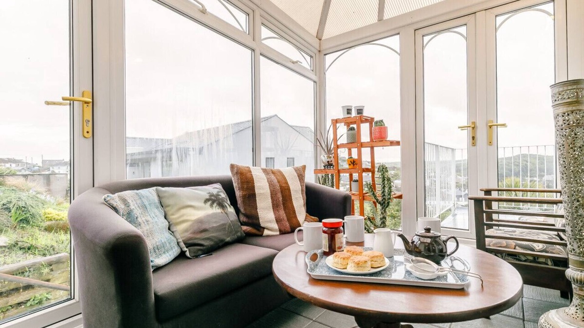 Polruan House | Pencarrow - Four Bedroom House, Sleeps 6
