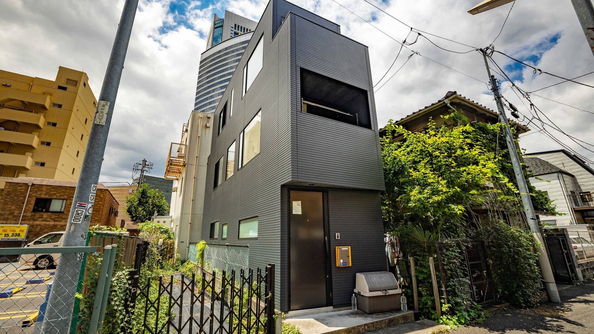 Nishi-Shinjuku House | Pencil House | Shinjuku | Close to Central Park