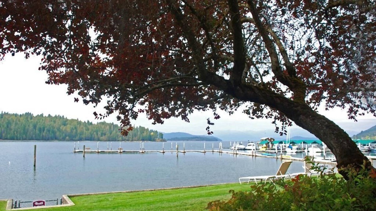 Hope Resort | Pend Oreille Shores Resort