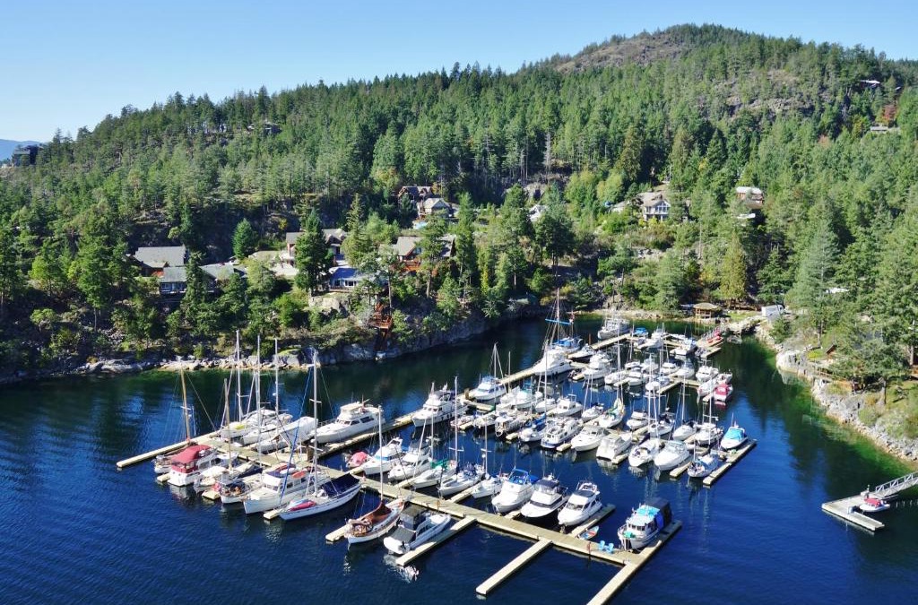 Garden Bay Hotel | Pender Harbour Resort & Marina