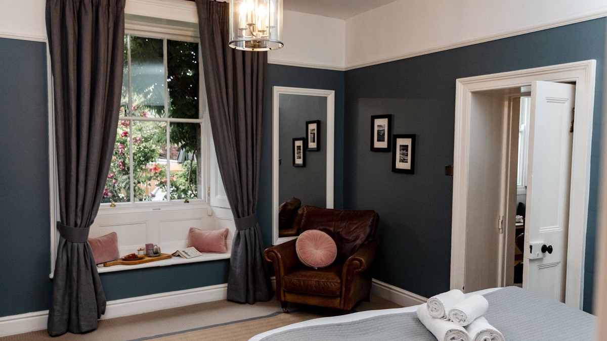 Giggleswick Apartment | Pendle View - Luxury Period Ground Floor Apartment