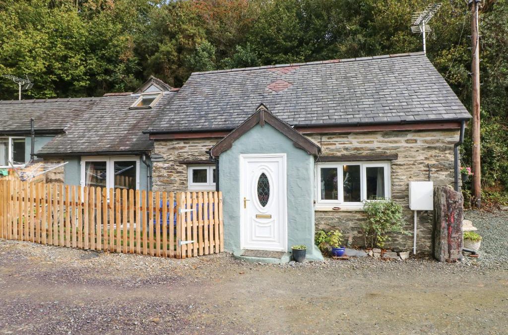 Clydey House | Pendre Cottage