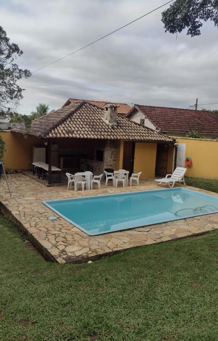 Penedo House | PENEDO COM 4 QUARTOS, PISCINA E SAUNA. 600M do CENTRO