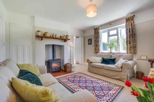 Abbess Roding House | Penhill Cottage