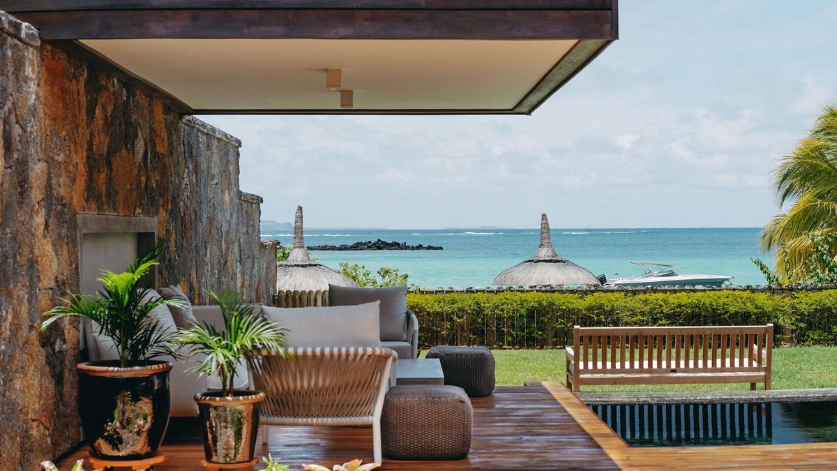 Cap Malheureux Villa | Peninsula Beach Villa with LOV