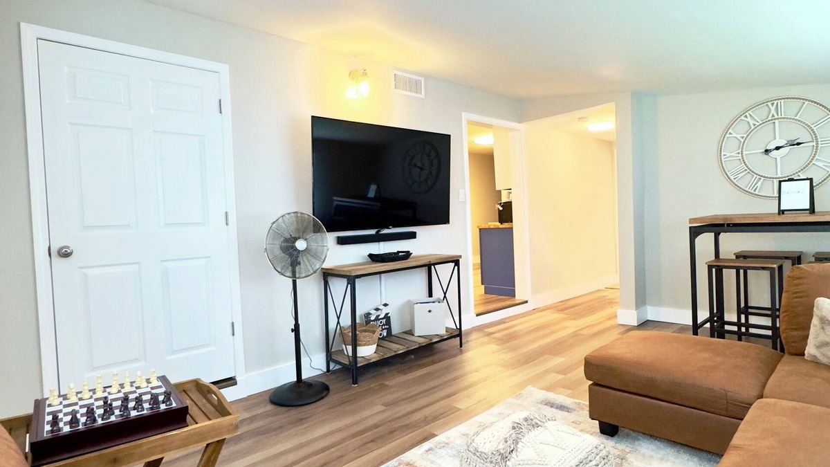 Northwest Pensacola House | Pensacola getaway for the WHOLE family no locals
