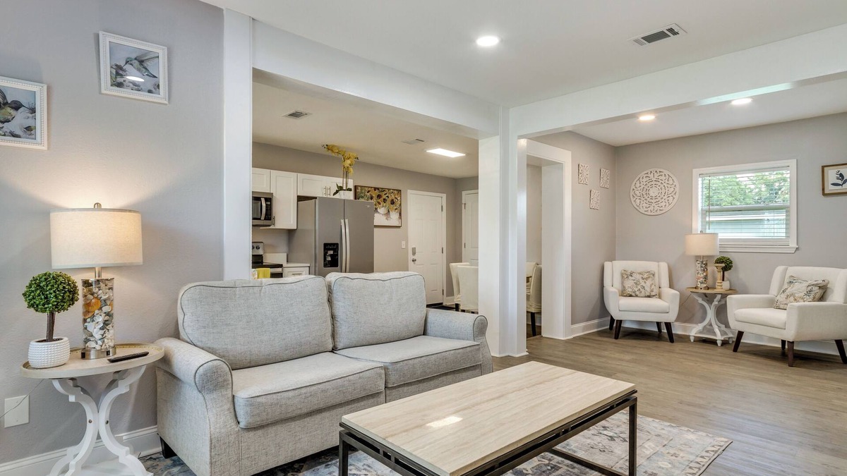 West Pensacola House | Pensacola Vacation Rental ~ 5 Mi to Beach!