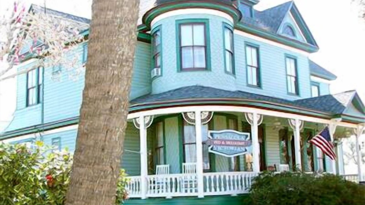 Downtown Bed & Breakfast | Pensacola Victorian B&B