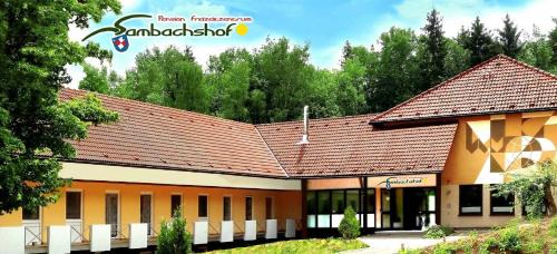 Bad Koenigshofen I. Grabfeld House | Pension Freizeitzentrum Sambachshof