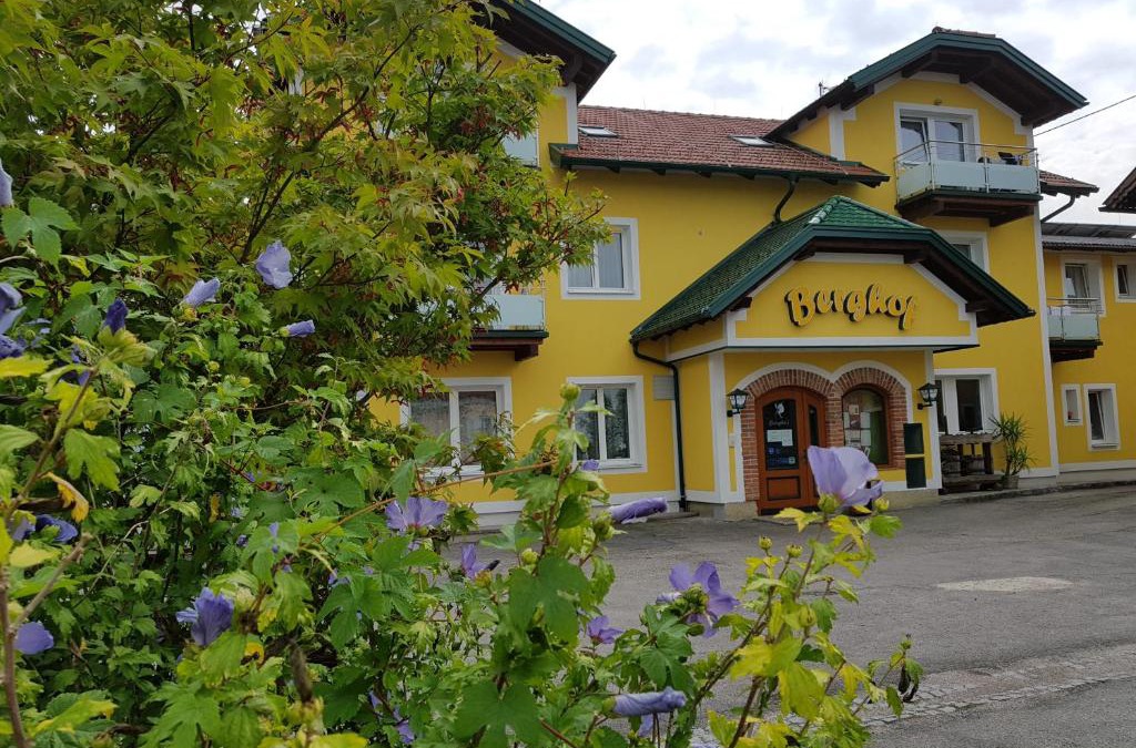 Obernberg am Inn Hotel | Pension Baumgartner-Berghof