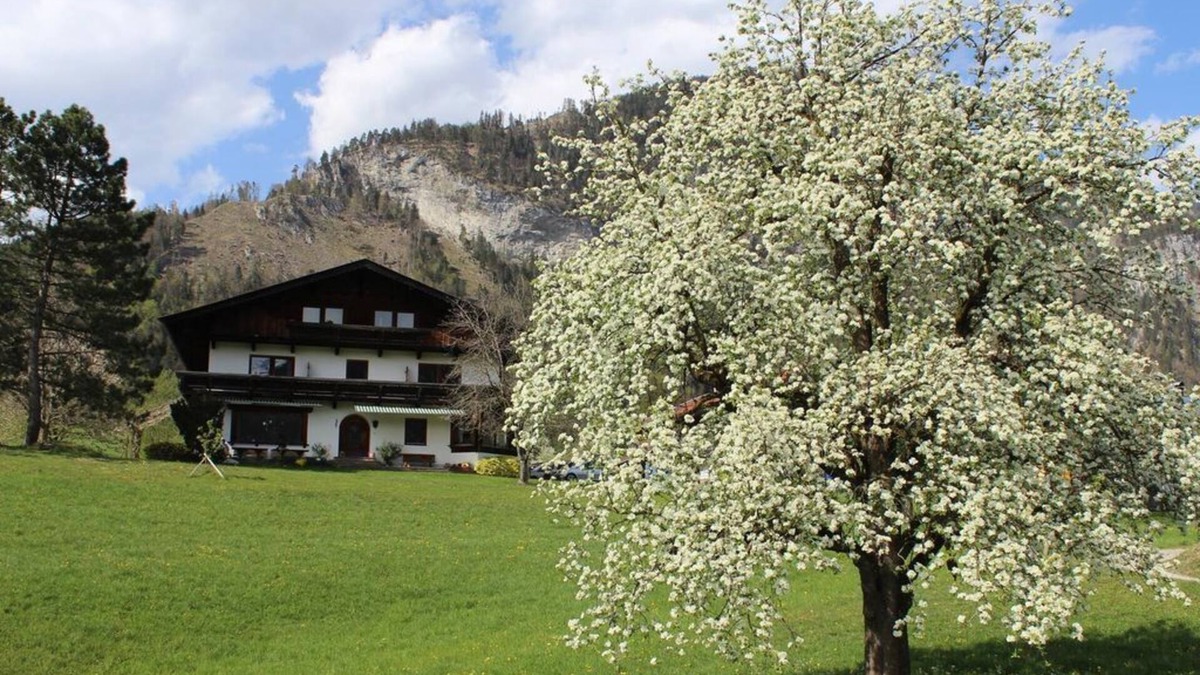 Kramsach Apartment | Pension Christoph - Apartment Christoph