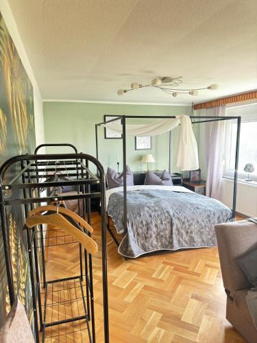 Niederorschel House | Pension FAULPELZ - Budget Apartment mit Küche, Badewanne