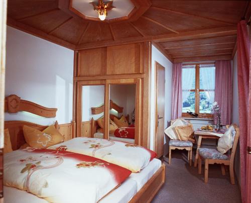 Rimbach House | Pension/Ferienwohnungen Ludwig