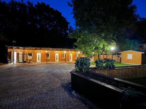 Mickten House | Pension Hertel