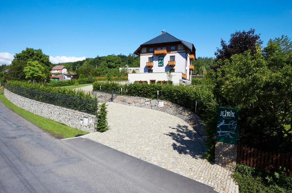 Krnov House | Pension Ježník