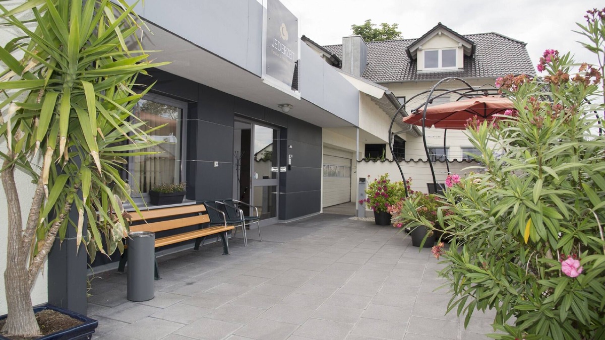 Wallersdorf House | Pension Jederzeit