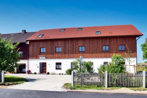 Taufkirchen House | Pension Kramerhof