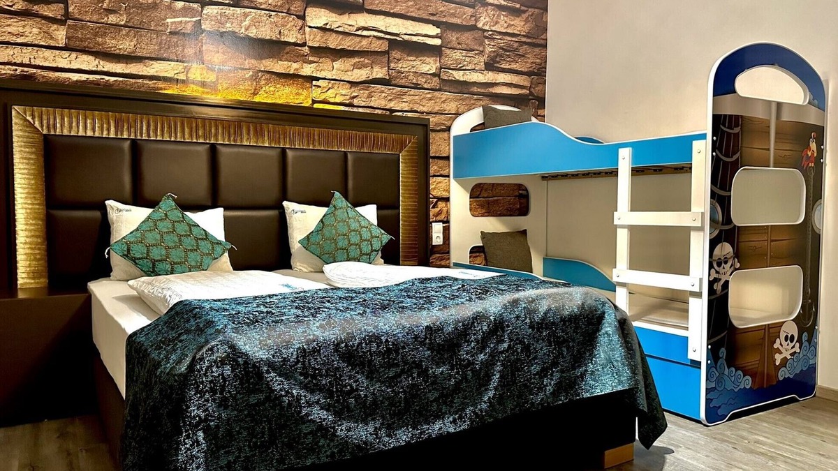 Guenzburg House | Pension Kristalpark