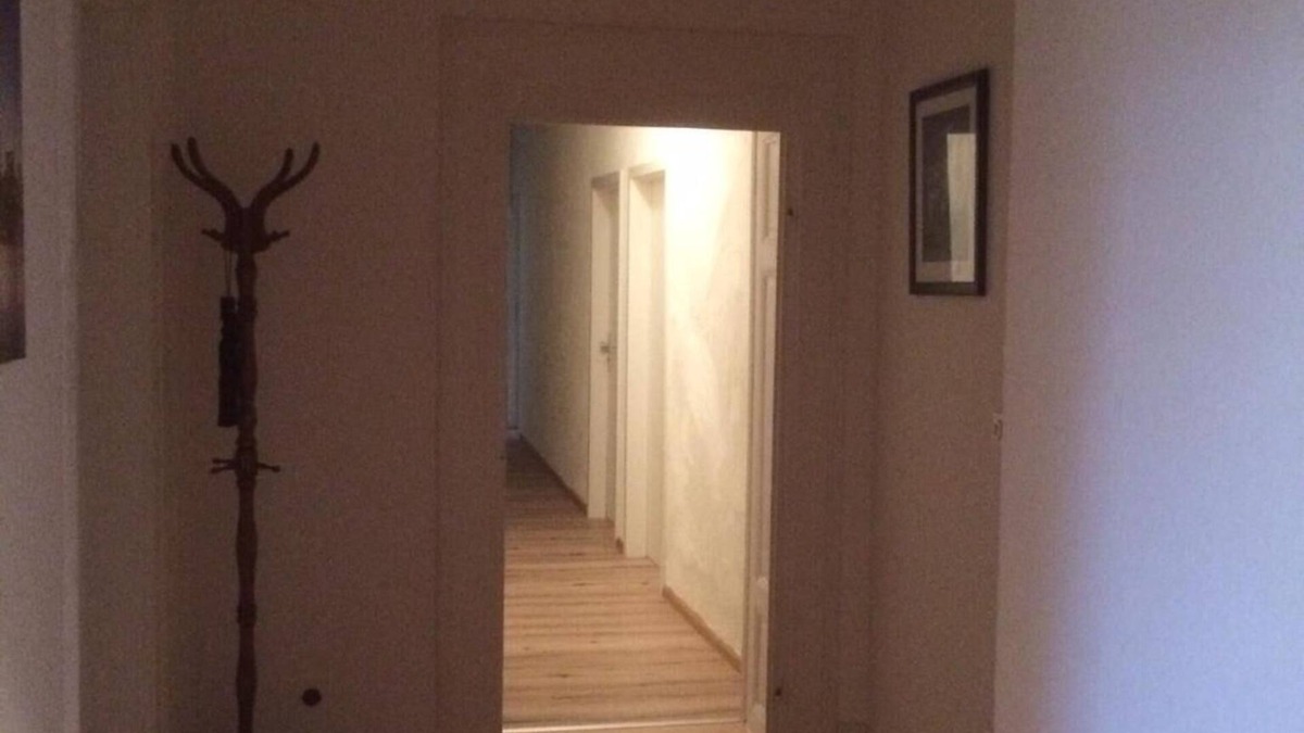 Weil am Rhein House | Pension Lefebvre