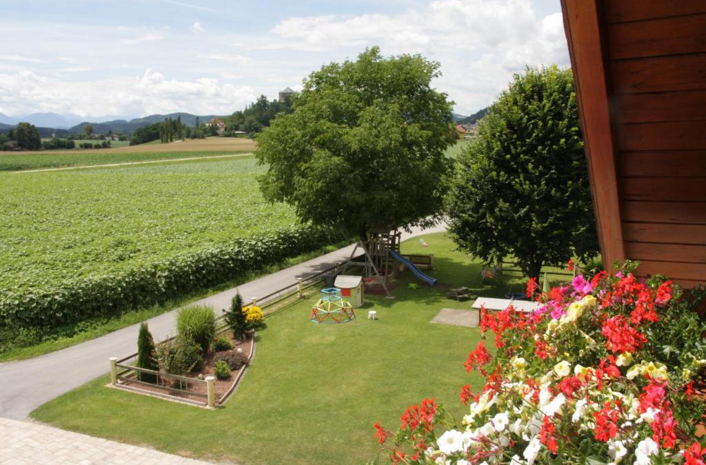Untergreutschach House | Pension Persch