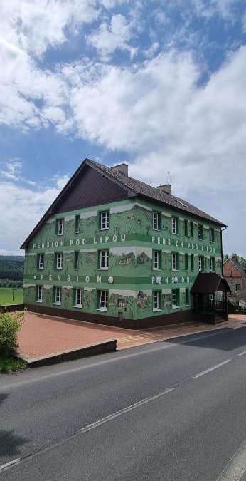 Nova Ves v Horach House | Pension Pod Lipou