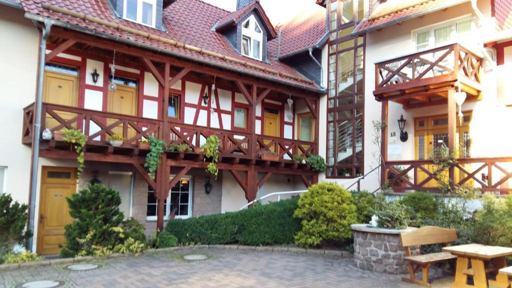 Nordhausen House | Pension Rüdigsdorfer Schweiz