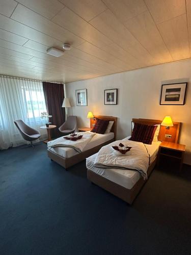 Broderstorf House | Pension Rooms
