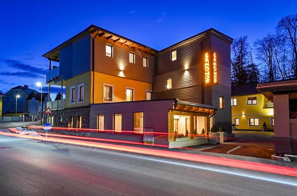 Knittelfeld House | Pension Sandhof