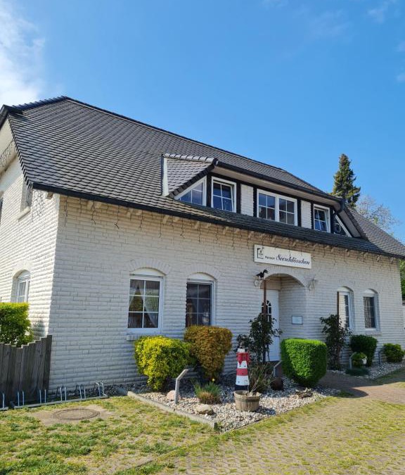 Semlin House | Pension Seeschlösschen