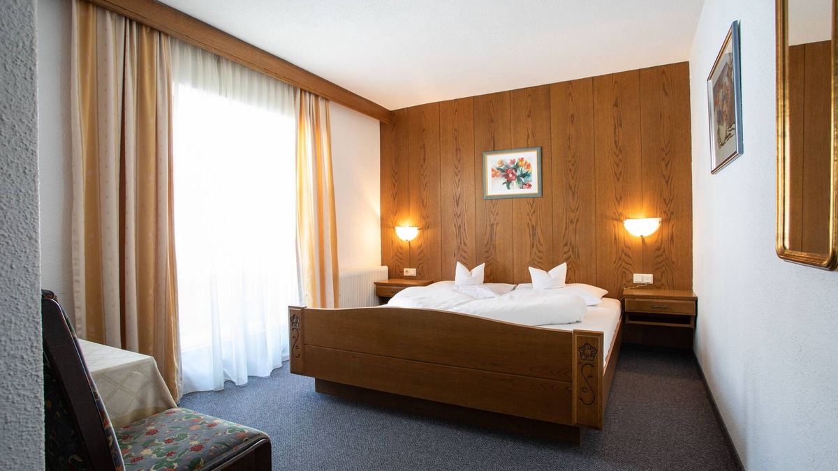 Nauders Bed & Breakfast | Pension Tirol