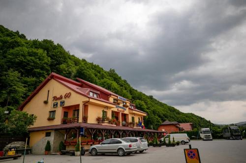 Ciucea House | Pensiune Restaurant ROUTE60