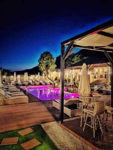 Pojejena House | Pensiunea Alexandra & SPA