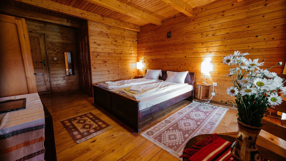 Nucet House | Pensiunea Bio Haus