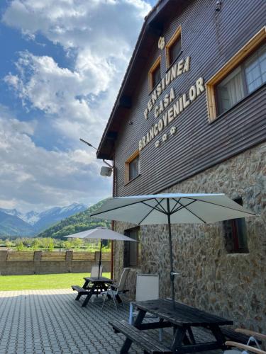 Cristian House | Pensiunea Casa Brancovenilor
