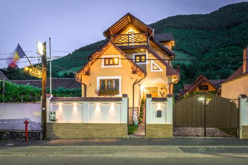 Gura Raului House | Pensiunea Casa Loloiu