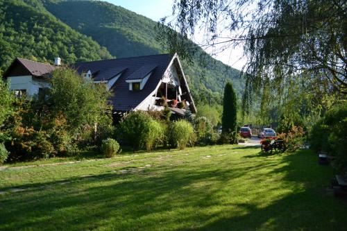Riu de Mori House | Pensiunea Dumbrăvița