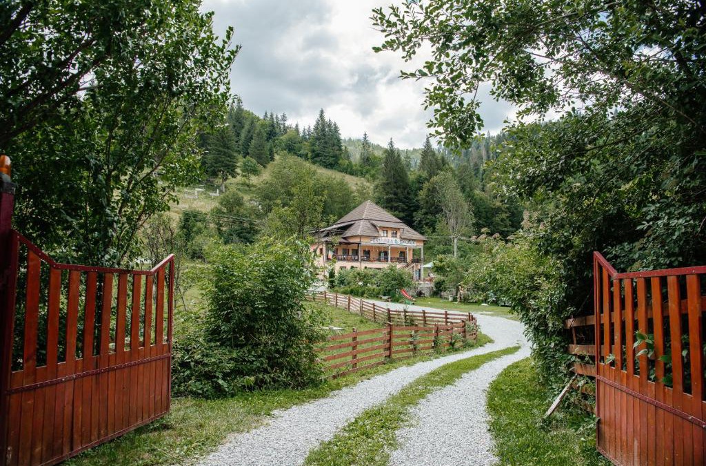 Bucium House | Pensiunea Giulia