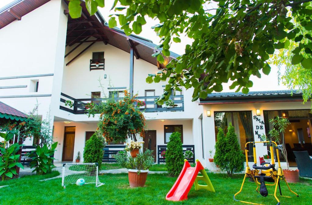 Afumati House | Pensiunea Puiu
