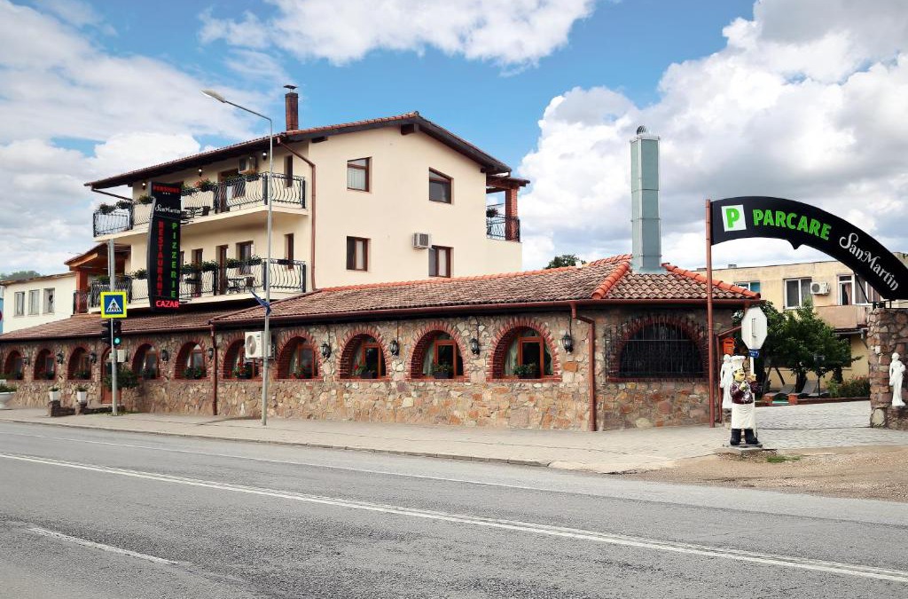 Sanmartin House | Pensiunea SanMartin
