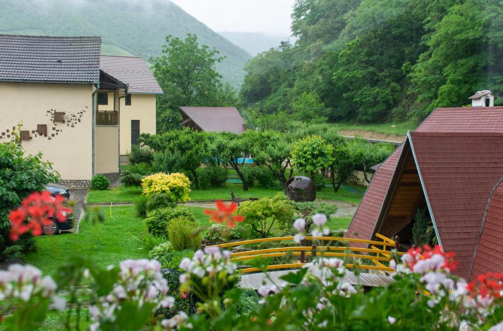 Gura Raului House | Pensiunea Sanziana