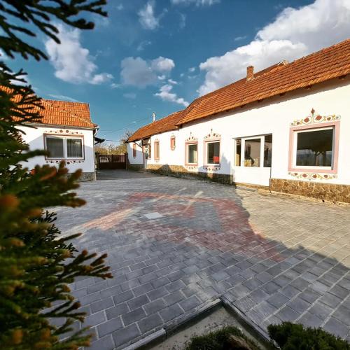 Vadu Crisului Cabin | Pensiunea turistica Retreat Belvedere